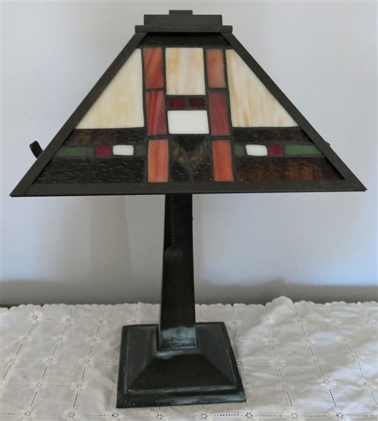 Nice Dale Tiffany Leaded Glass Table Lamp - Measures 17" Tall Shade Measures 12" by 12" 