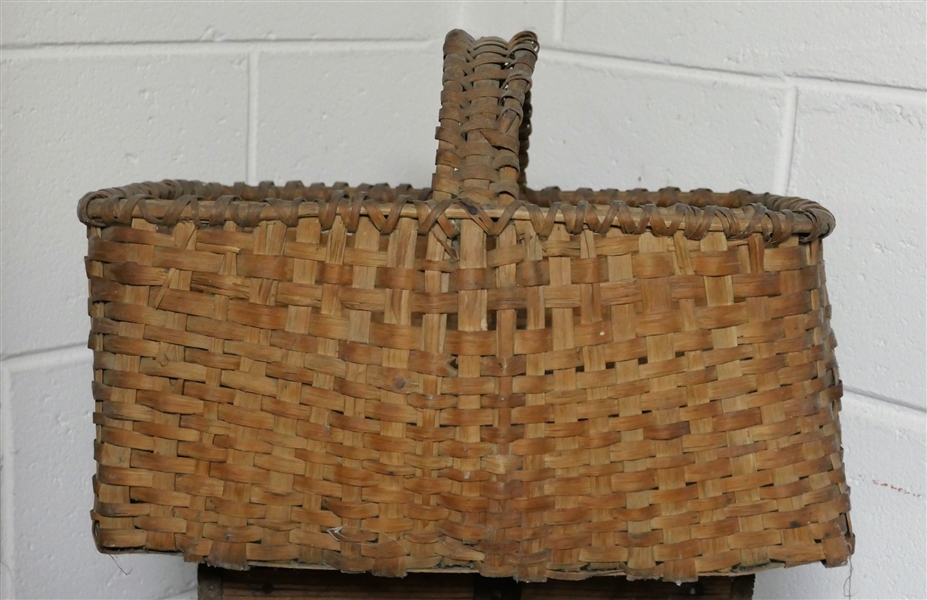 Warren County NC Antique Rectangular Oak Split Basket - Measures 8" tall 16" by 12" - Not including Handle
