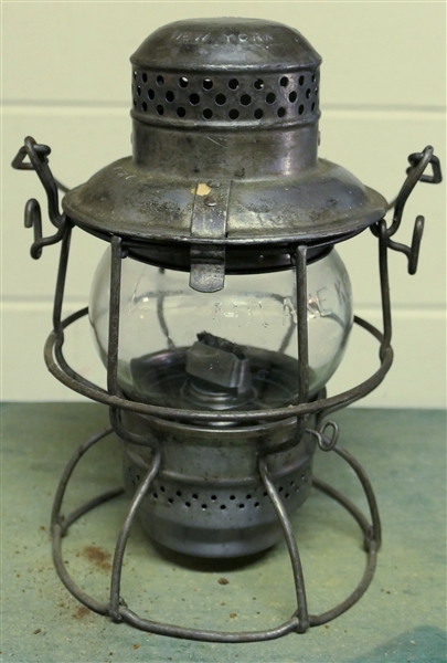 S.A.L.  Railroad Lantern - Clear Adlake Kero Globe - by Armspear Mfg. Company 1925 - Working Condition 