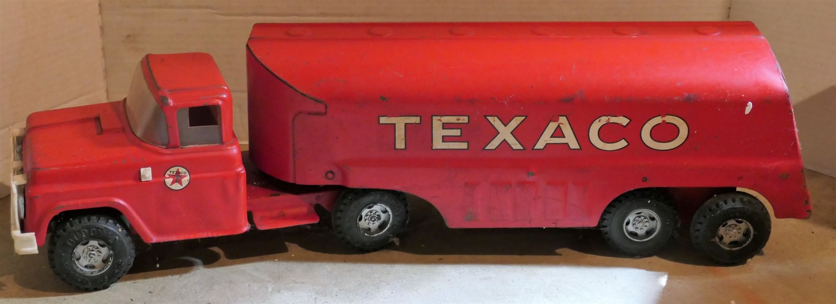 Buddy L Texaco Truck - With Plastic Grill - Metal in Good Condition - Truck Measures 6" tall 22" Long