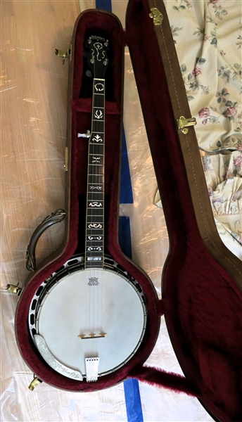 Washburn "Mystic DL" 5 String Banjo - Mother of Pearl Inlay on Neck - Inlaid Bands on Back - In Nice Case