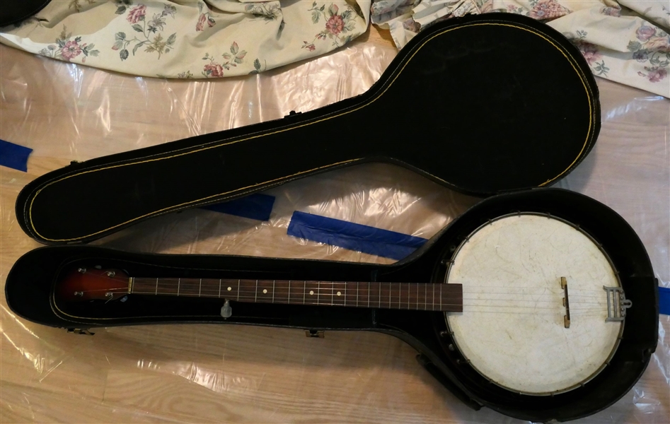 5 String Banjo in Case  - Bottom Outer Band Has Been Repaired - See Photos