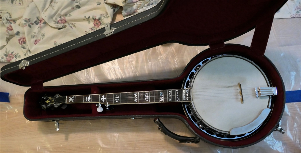 Gibson "Masterton" 5 String Banjo - Mother of Pearl Inlaid Neck - Sunburst Back - In Gibson Case 