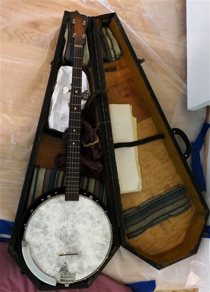 Vintage 5 String Banjo in Wood Coffin Style Case 