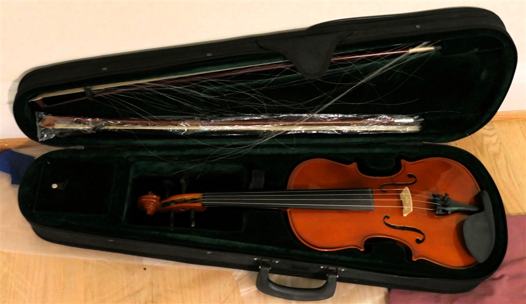 OSP Model 1414-1 4/4 Full Size Violin - In Nice Fitted Case with 2 Bows 