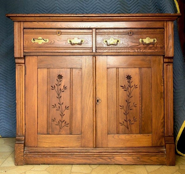 Nice Oak Washstand with Carved Flowers