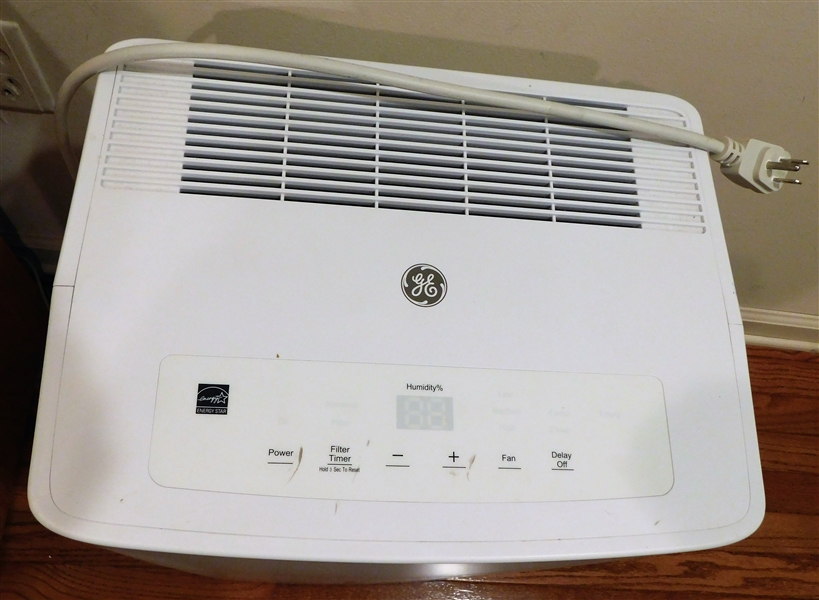 GE Dehumidifier - Working Condition 