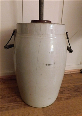 5 Gallon Stone Churn with Lid and Dasher - Churn is CRACKED 