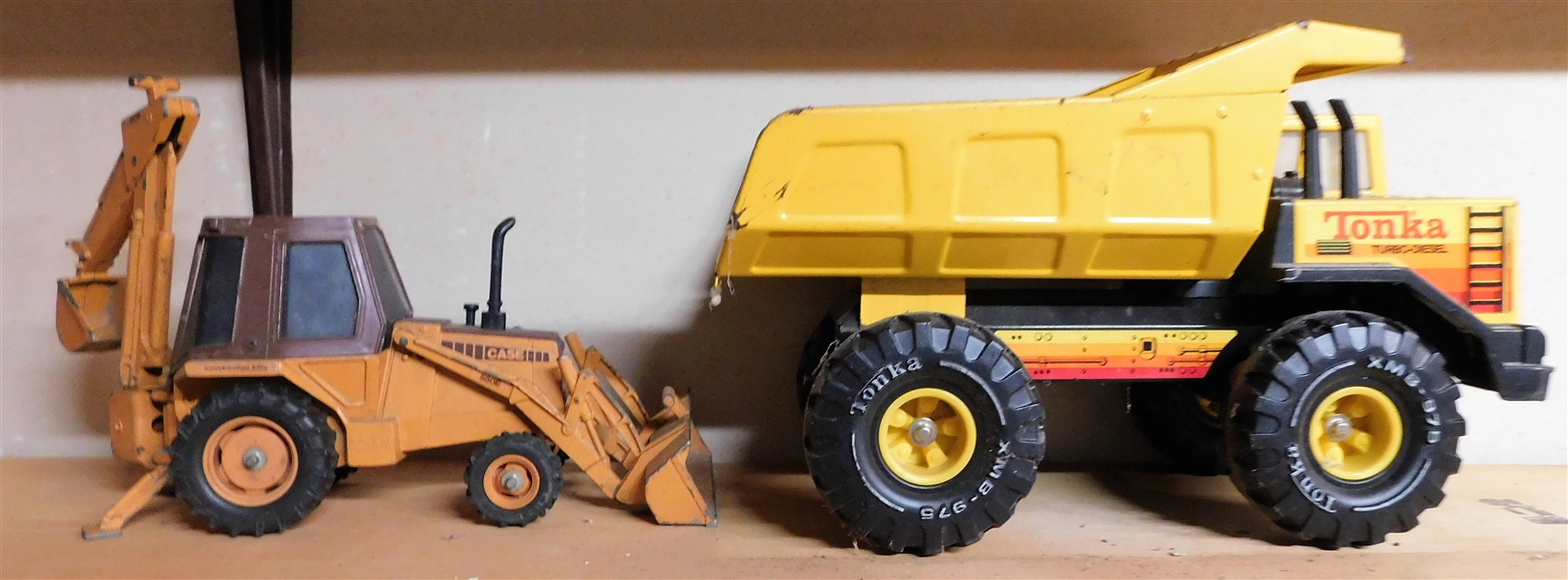 Tonka Metal Excavator and Dump Truck