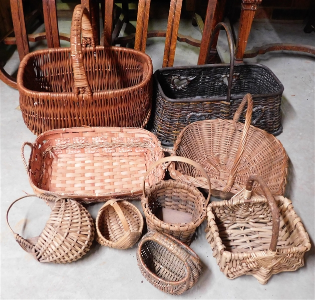 Lot of 9 Baskets of Various Sizes 