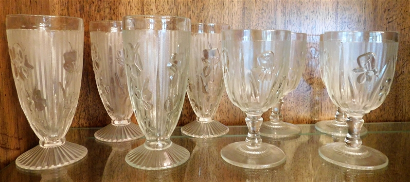 Lot of Iris and Herringbone Glasses including 4 6 and 4 5 5/8