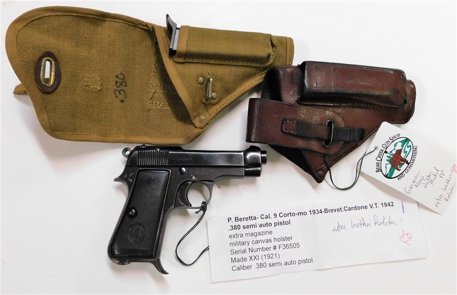 WWII P. Beretta - Cal. 9 Corto-Mo 1934 Brevet. Cardone V.T. 1942 - .380 Semi Automatic Pistol with Extra Magazine and Canvas Military Holder