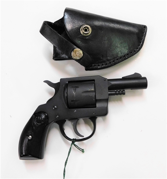 H&R .32 Smith and Wesson Model 733 6 Shot Revolver with Black Leather Holster