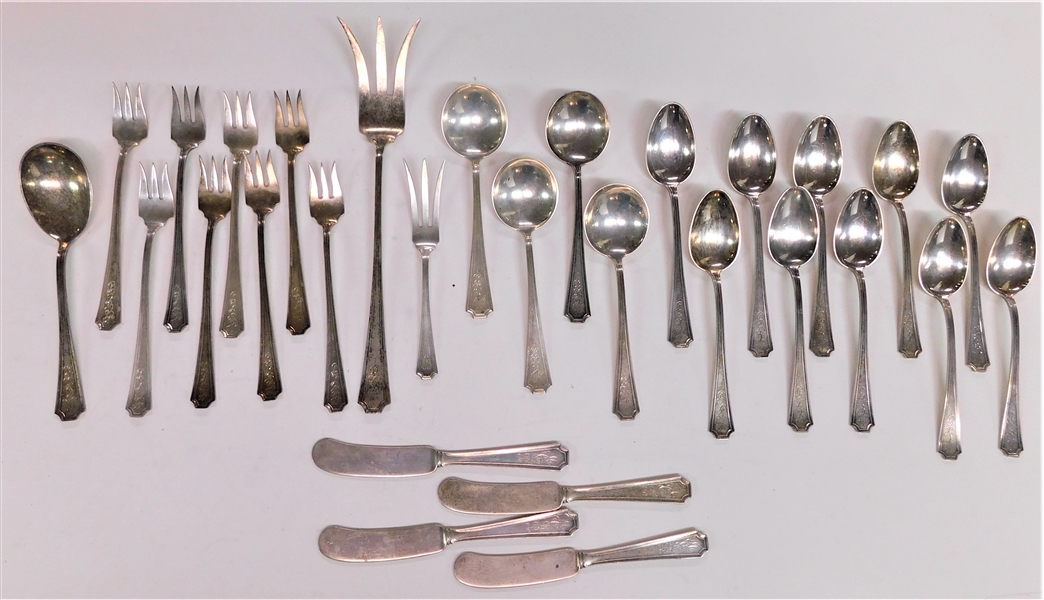 29 Pieces of Durgin Sterling Silver "Fairfax" Flatware including Oyster Forks, Teaspoons, Butter Spreaders, Bullion Spoons, Etc.  - Monogrammed - 635.6 grams