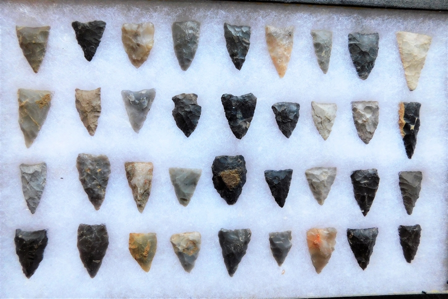 Lot Detail - 36 Arrowheads in Glass Display Case