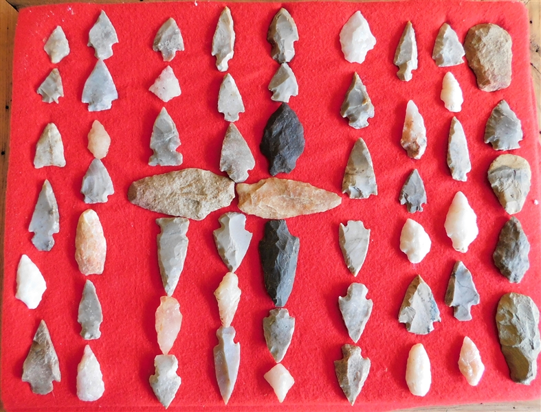 Wood Display Case with Lots of Indian Artifacts / Arrowheads