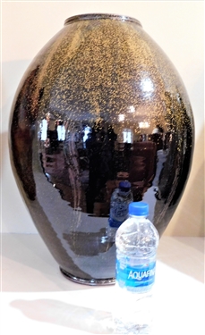Commissioned Ben Owen III 2006 Floor Vase - Incised Sine Waves Dark Black and Tan Glaze - 20" Tall 
