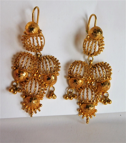 Pair of Large 20kt Gold Earrings - 2 1/4" Long - 10.7 dwt total weight