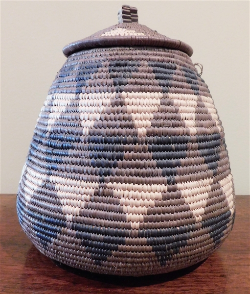 Finely Woven Geometric Design Basket with Attached Lid - 9" Tall 8" Across Bottom 