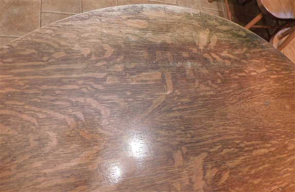 Round Oak Table with 3 Leaves - 45 Across -29 Tall - Leaves Measure 10 Across - Top Shows Minimal Ware Consistent with Age