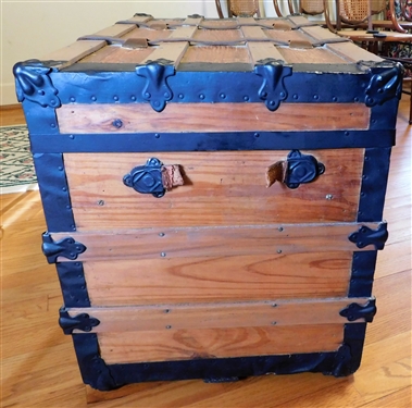 Wood Trunk with Leather Straps - Both End Handles Are Broken - Tray Inside - 21 1/2 tall 32 by 19