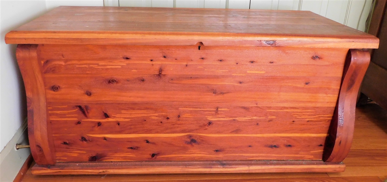 Nice Cedar Hope Chest with Divided Tray - 20 1/2" tall 43" by 19 1/2" 