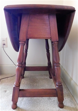 Small Drop Leaf End Table - 24 1/2 tall 26 by 12 1/2 Closed 32 Open 