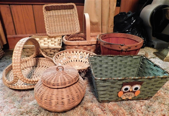 Lot of Baskets including Sea Grass, Lidded Small Basket, Basket with Owl, and Others