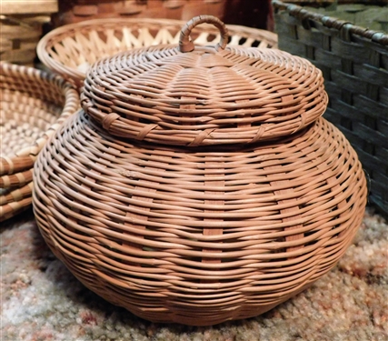 Lot of Baskets including Sea Grass, Lidded Small Basket, Basket with Owl, and Others