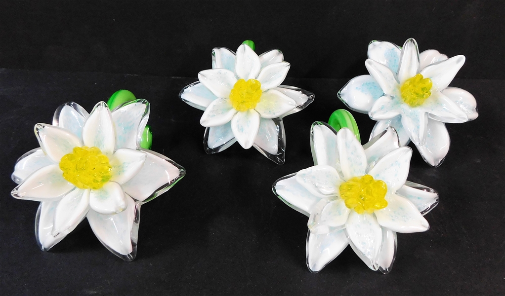 Set of 4 Art Glass Flower Napkin Rings 