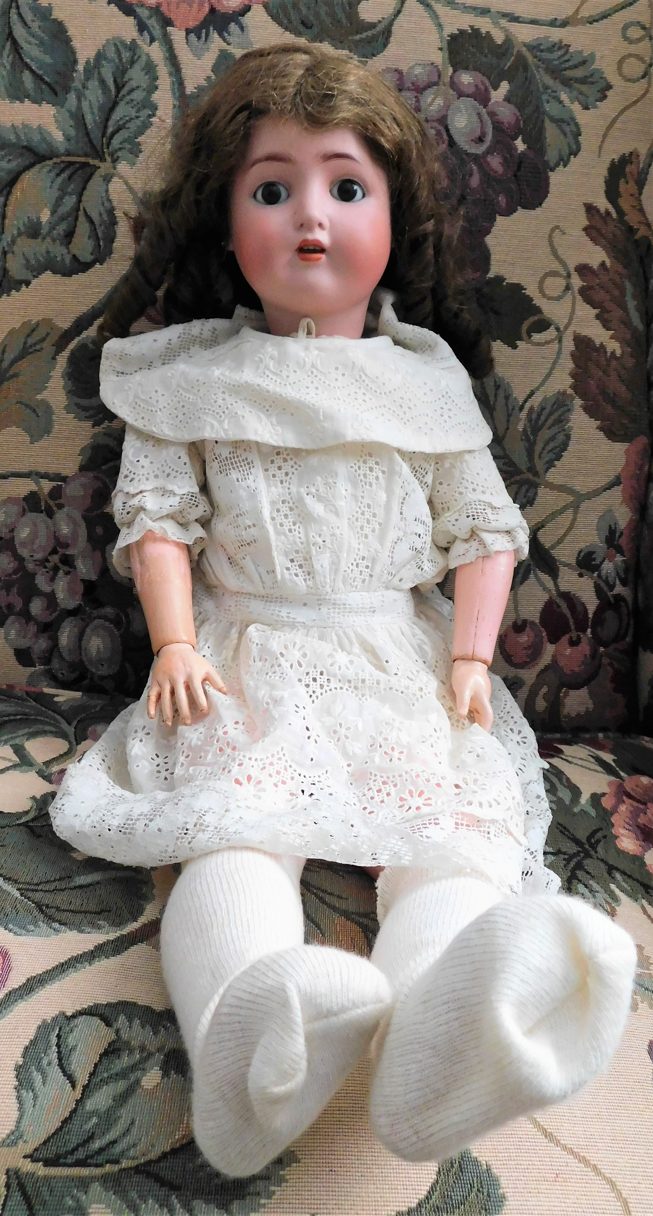 Lot Detail - German Porcelain Head Jointed Composition Body Doll - Head ...