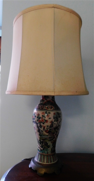 Asian Vase Style Table Lamp with Crackel Finish - 17" to Bulb- Foo Dog Finial - Shade is Damaged