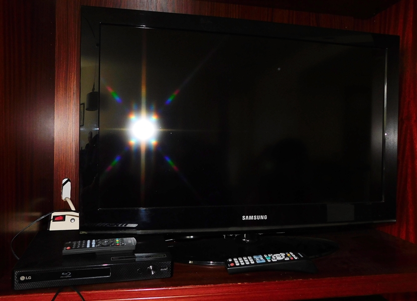 Samsung Flat Screen TV with Remote and LG Blu- Ray DVD Player - Remotes with Both - Measures 31" Diagonally