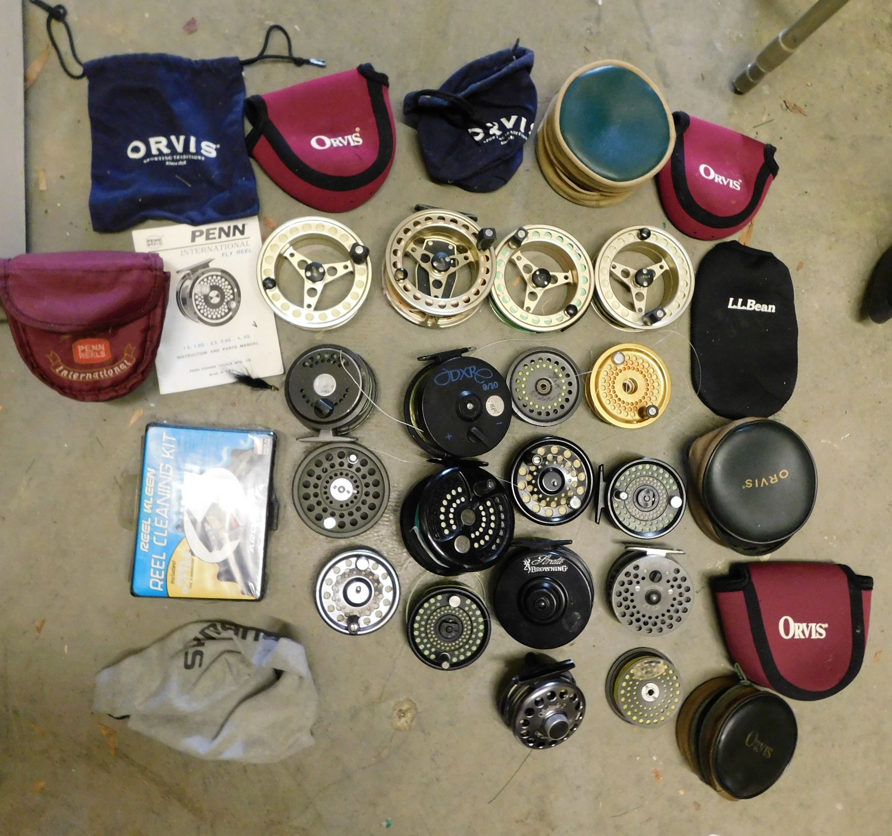 Lot Detail - Lot of Fly Reels including Browning Strata, Harris Solitude 2,  and Multiple Orvis, Also including Reel Cases and Cleaning Kit