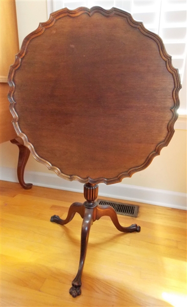 Mahogany Clawfoot Tilt Top Table with Pie Crust Top - Measures 29" tall 26 1/2" Across