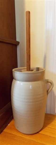 3 Gallon Churn with Lid and Dasher - Measures 14" Tall 