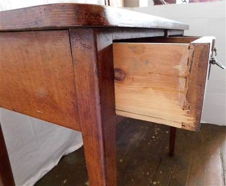 Beautiful Grain Painted 2 Drawer Tapered Leg Table - 29 1/2 tall 32 by 19  1/2
