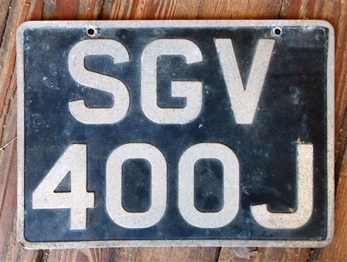 SGV 400J Foreign License Plate - Measures 8 1/2 by 11 1/2