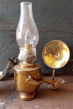 Pair of Heavy Brass Hanging Ship Lamps with Reflectors - Lamps Have Not Been Drilled - Measure 15 1/2 tall 