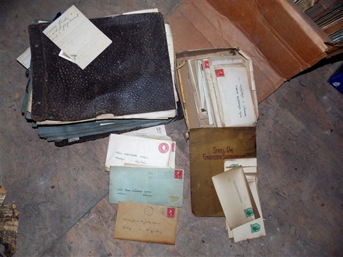 Scrapbook of Photos, Cards, and Notes From Lynchburg Virginia and Collection of Letters to Elizabeth Oakes- Gladys, Virginia - Scrapbook Binding Needs Repair