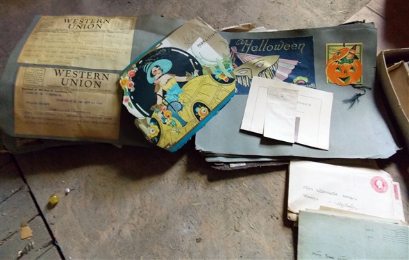 Scrapbook of Photos, Cards, and Notes From Lynchburg Virginia and Collection of Letters to Elizabeth Oakes- Gladys, Virginia - Scrapbook Binding Needs Repair