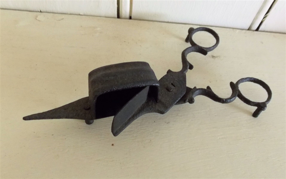 Blacksmith Candle Snuff - Measures 7" Long