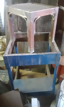 Turned Leg Table Base + Small Table
