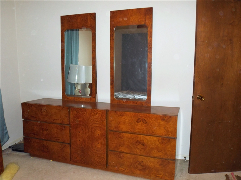 Lane Furniture Burl Walnut Finished Dresser with 2 Mirrors - 6 Drawers and Center Door with Hidden Drawers - Base Mesures 30" tall 78" by 18" Each Mirror Measures 47" by 21 1/4"