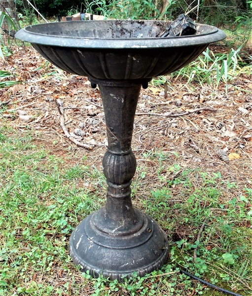 Aluminum Birdbath Fountain - Missing Center Piece