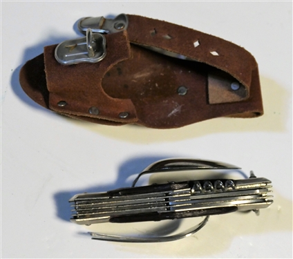 Camping Knife in Leather Holder