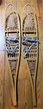 Vermont Tubbs - Snowshoes - 10 x 56 S9 - Measuring 56 1/2 by 10
