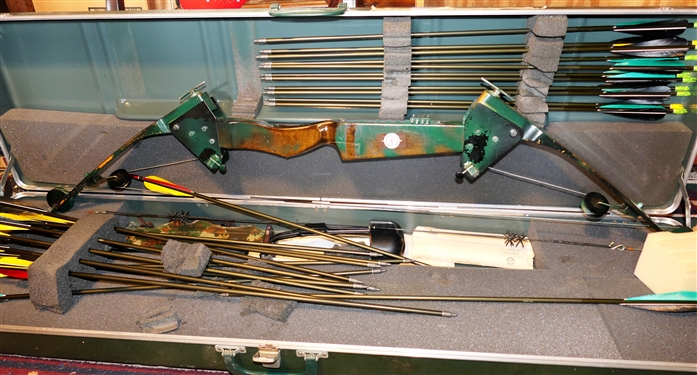 Allen Compound Bow in Hard Case with Some Arrows and Accessories - Case Labeled Left Handed