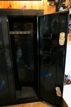 Homak Home Security 8 Gun Cabinet / Safe - Locks and Has Keys Measures 55 tall 35 by 10
