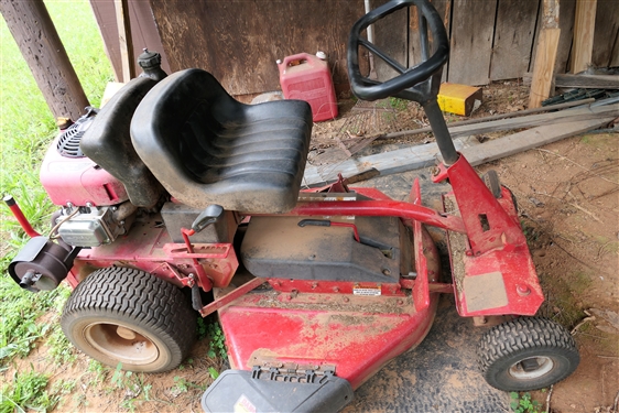 Snapper Lawnmower - 12.5 hp 344cc - New Blade and Battery